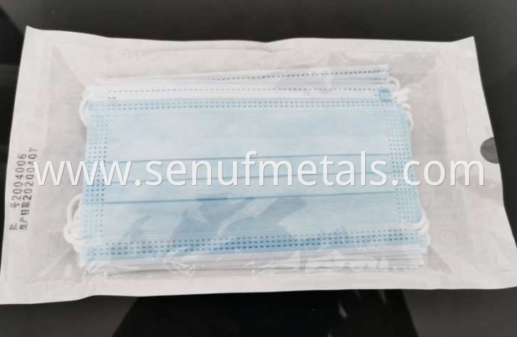 Disposal smooth face mask bule color