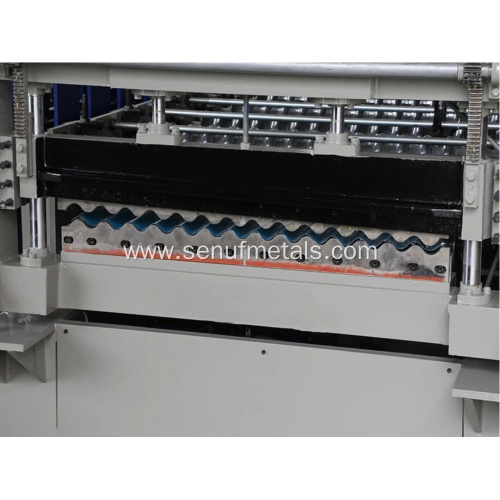 Corrugated forming machine cutting